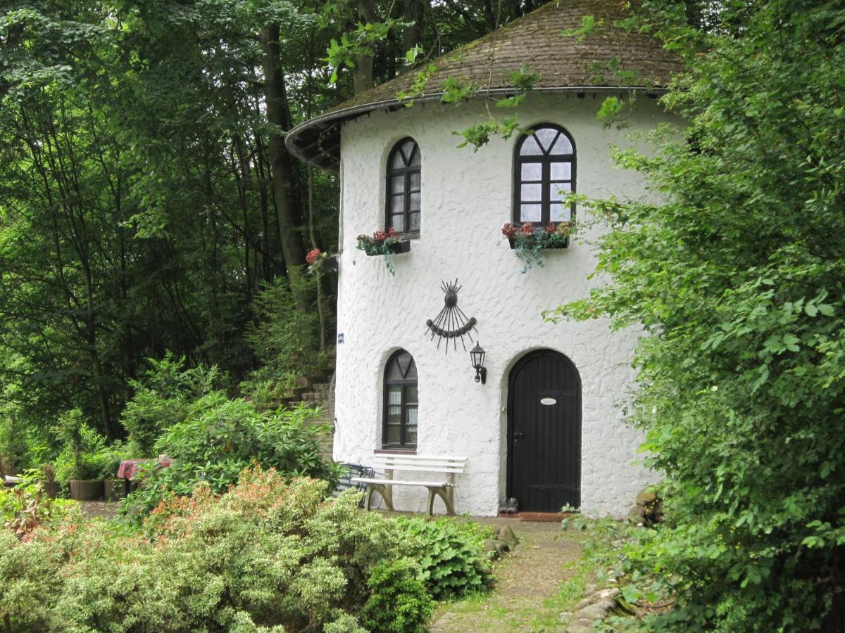Cosy Holiday Home In Strotzb Sch With Sauna Strotzbusch ภายนอก รูปภาพ